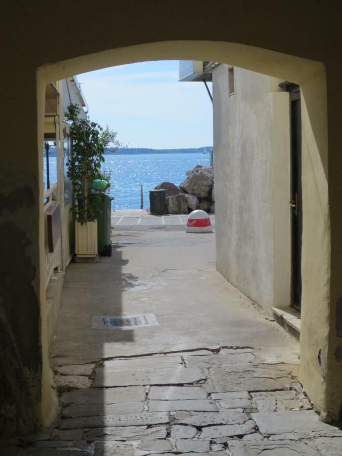 Apartments Jago Pirano Esterno foto